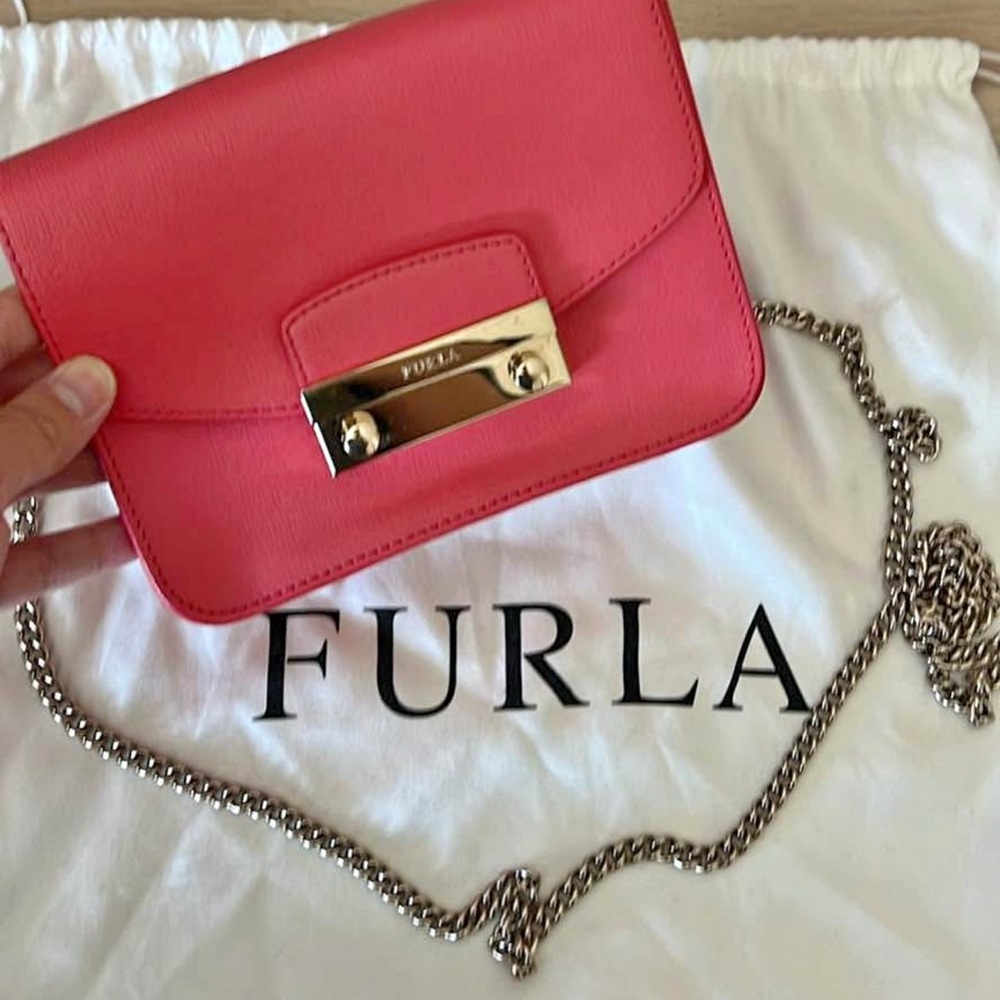 Like new Furla Metropolis Red-Coral Crossbody Bag with Gold Accents